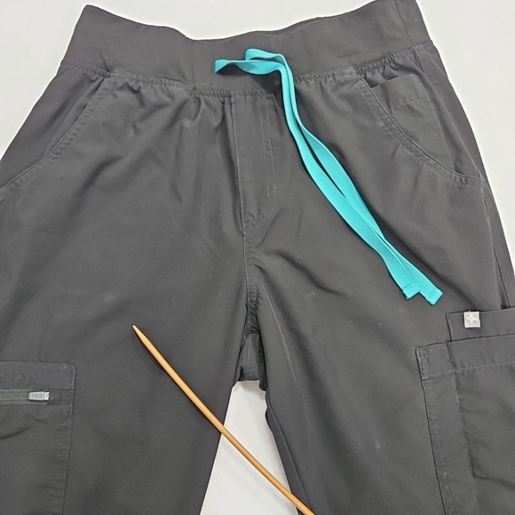 Figs Technical Womens Yola FreeX Lined Scrub Pants Medium Black Workwear Medical - Picture 2 of 10